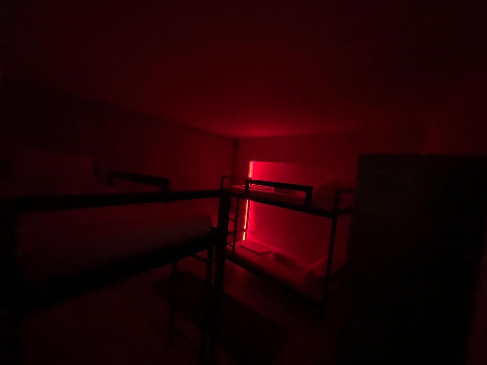 Shesh Hostel Priştine Dış mekan fotoğraf
