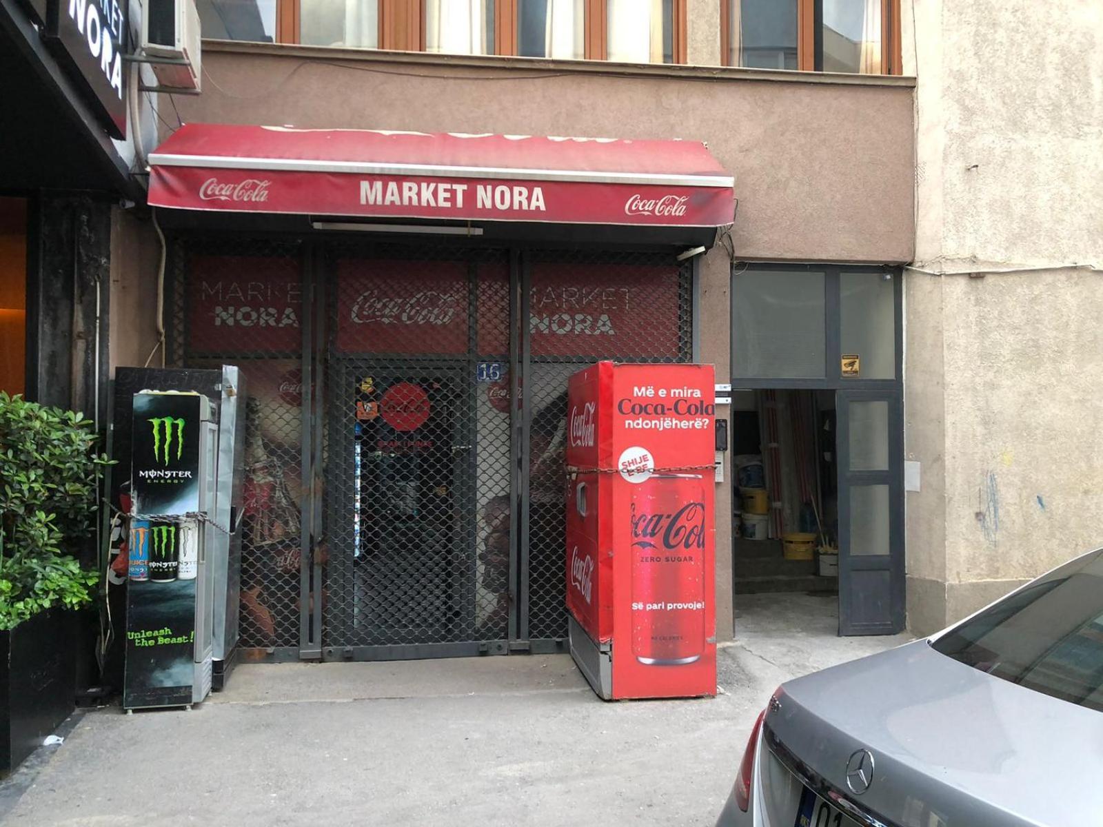 Shesh Hostel Priştine Dış mekan fotoğraf